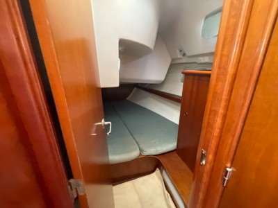 Beneteau Oceanis 381