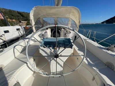 Beneteau Oceanis 381