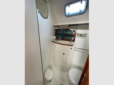 Beneteau Oceanis 381