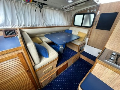 Bertram Yachts Bertram 28 Fly