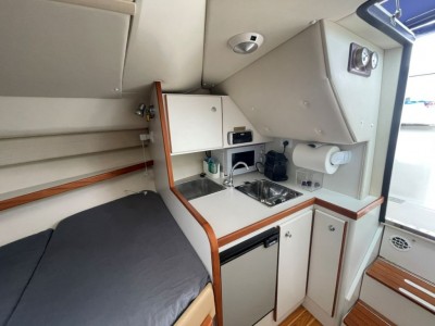 Tiara Yachts  Tiara 2900 Coronet