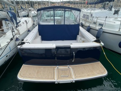 Tiara Yachts  Tiara 2900 Coronet