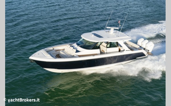 Tiara Yachts 48 Ls