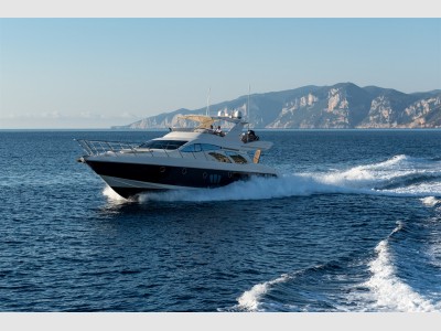 Azimut 62e