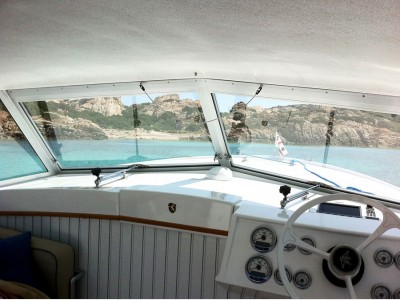 Bertram Yacht 25' Ht