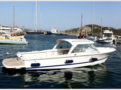 Bertram Yacht 25' Ht