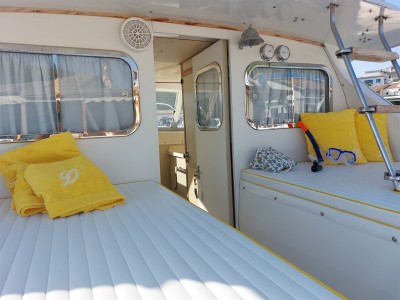 Bertram Yacht 31' Fbc
