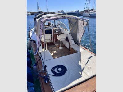 Boston Whaler 22 Revenge