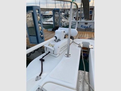 Boston Whaler Outrage 28