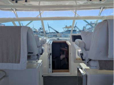 Cabo 38' Express