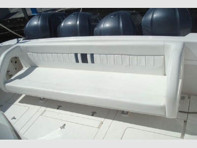 Intrepid 475 Sport Yacht