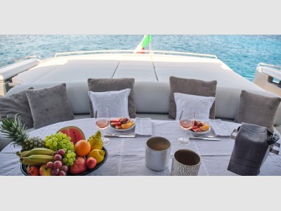 Pershing Pershing 76