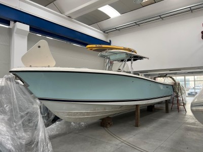 Pursuit C 310 Center Console