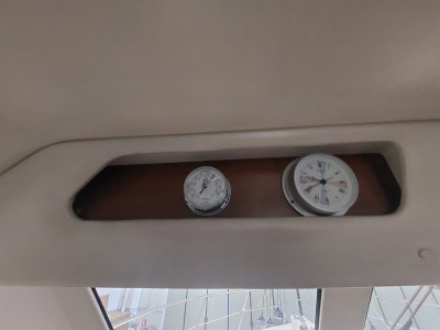 Riviera Marine 33 Flybridge