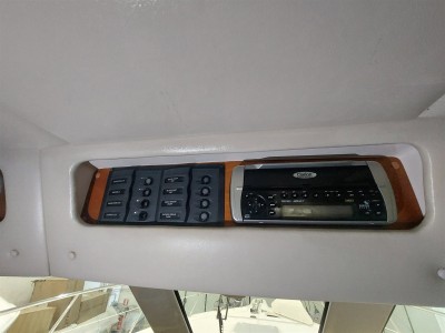 Riviera Marine 33 Flybridge
