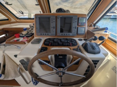 Sabre Yachts 42' Hard Top Express