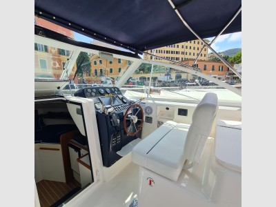 Tiara Yachts 2900 Coronet