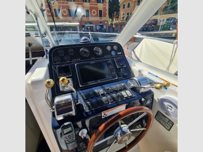 Tiara Yachts 2900 Coronet