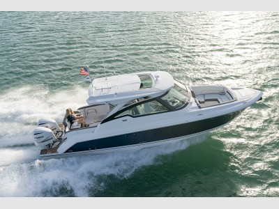 Tiara Yachts 34 Lx