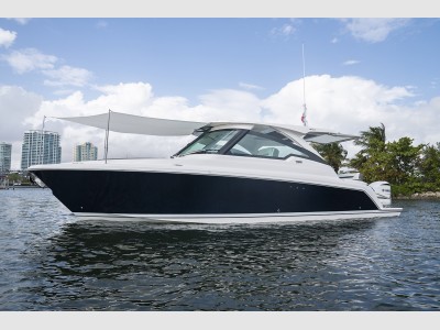 Tiara Yachts 34 Lx