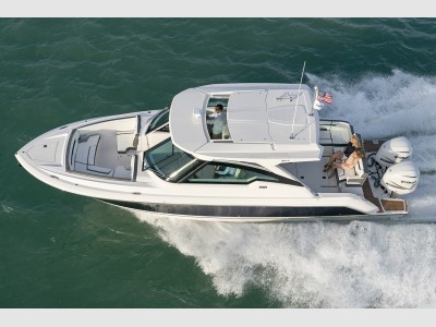 Tiara Yachts 34 Lx