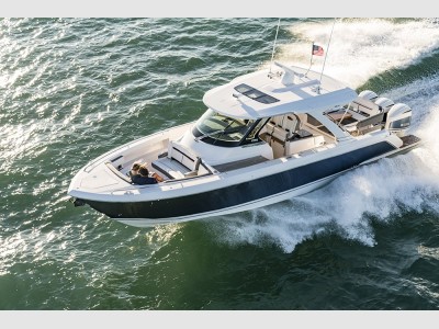 Tiara Yachts 38 Ls