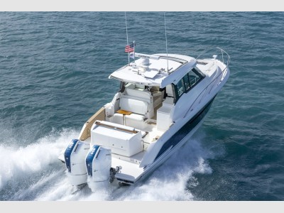 Tiara Yachts 39le