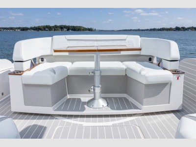 Tiara Yachts 43 Le