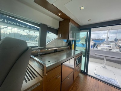 Tiara Yachts 44 Coupe