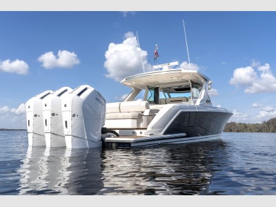 Tiara Yachts 48 Ls