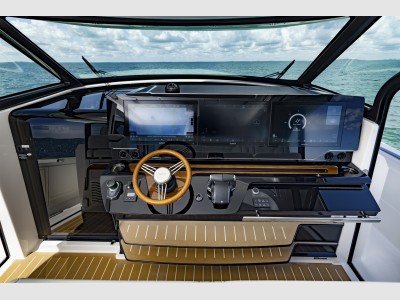 Tiara Yachts 56ls