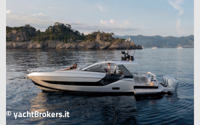 Azimut Verve 48 charter