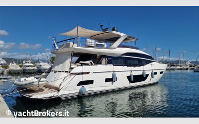 Princess Yachts Y85 usato