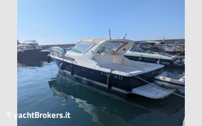 Riviera Marine 4000 Offshore usato