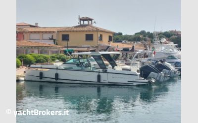 Saxdor 320 GTO charter da Given for Yachting