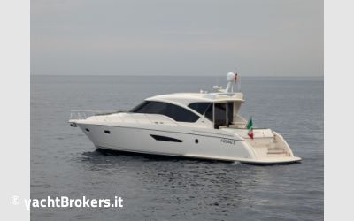 Tiara Yachts 5800 Sovran usato