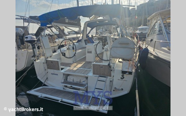 Beneteau Oceanis 38.1