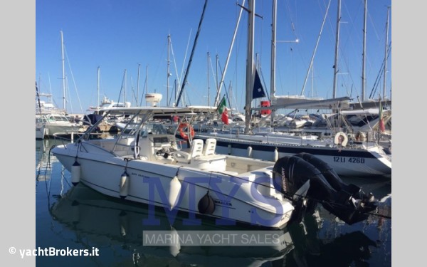 Boston Whaler Outrage 320