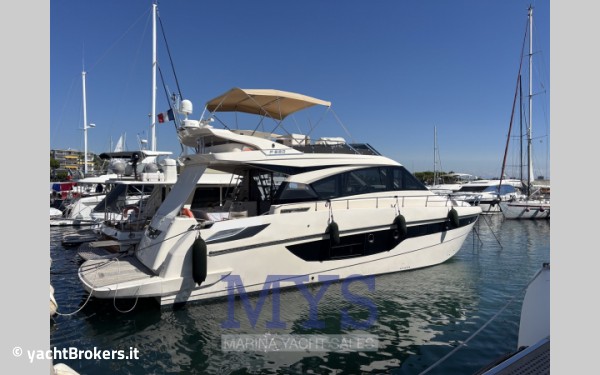 Cayman 520 Fly