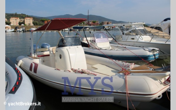 Colbac Shark 720