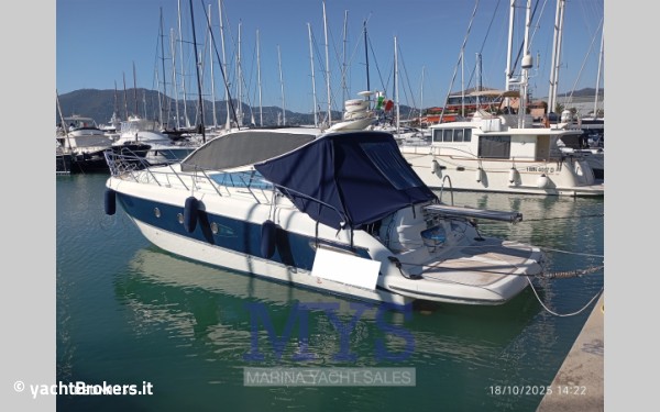 Cranchi Mediterranee 43 Hard Top