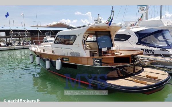 Di Donna Serapo 42 Cabin Ht