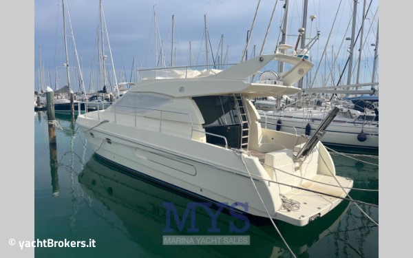 Ferretti Yachts 120 Fly