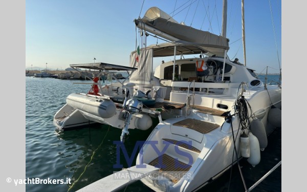 Fountaine Pajot Lavezzi 40