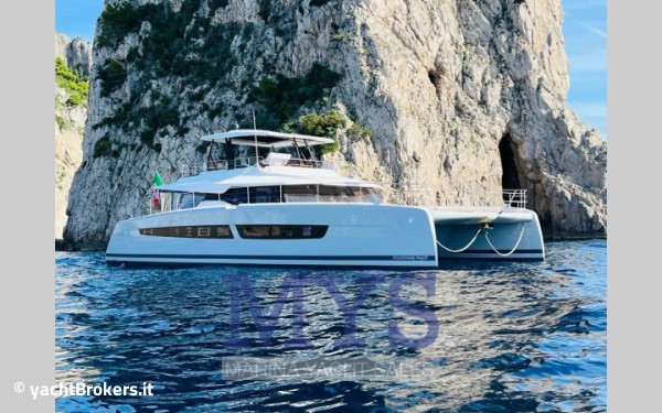 Fountaine Pajot Power 67