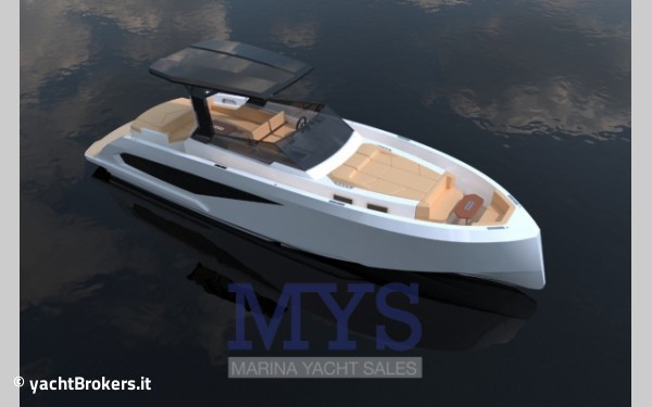 Macan Boats 32 Lounge Fb T-top
