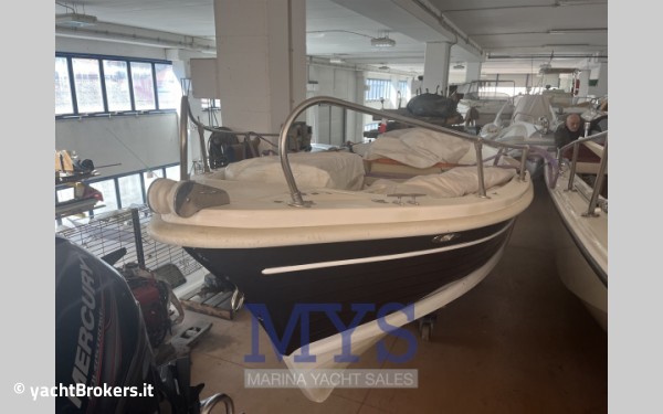 Navalplastica Gozzo 595