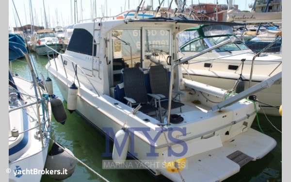 Plastik Space 310 Cruiser