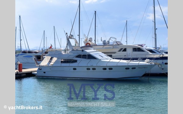 Raffaelli Ouragan 52