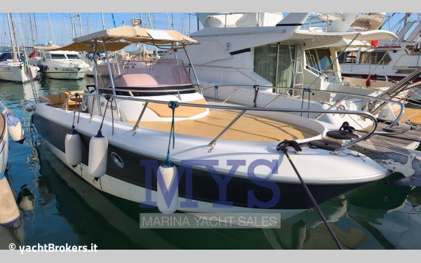 Sessa Marine Key Largo 28